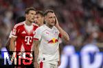 22.08.2025, Fussball Bundesliga 2025/2026, 1.Spieltag, FC Bayern Mnchen - RB Leipzig, in der Allianz-Arena Mnchen, David Raum (RB Leipzig) nachdenklich 