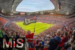 06.09.2025, Google-Pixel Frauenfussball Bundesliga 2025/2026, 1.Spieltag, FC Bayern Mnchen - Bayer 04 Leverkusen, in der Allianz-Arena Mnchen, 57.762 Zuschauer in der Allianz-Arena, ein historischer Zuschauerrekord in der Frauen-Fussballbundesliga in Deutschland.   

