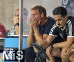 07.09.2025, Fussball WM-Qualifikation Europa 2025/26, 6.Spieltag,  Deutschland - Nordirland, im Rhein-Energie-Stadion Kln, Trainer Julian Nagelsmann (li, Deutschland) nachdenklich 