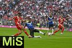 13.09.2025, Fussball Bundesliga 2025/2026, 3.Spieltag, FC Bayern Mnchen - Hamburger SV in der Allianz-Arena Mnchen,  Aleksandar Pavlovic (Bayern Mnchen)   trifft zum 2:0 


