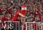 13.09.2025, Fussball Bundesliga 2025/2026, 3.Spieltag, FC Bayern Mnchen - Hamburger SV in der Allianz-Arena Mnchen,  Vermummter Bayern Fan


