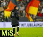 10.10.2025, Fussball WM-Qualifikation Europa 2025/26, 7.Spieltag,  Deutschland - Luxemburg, in der PreZero-Arena (Sinsheim). Serge Gnabry (Deutschland) nachdenklich nach dem Spiel.
