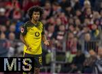 18.10.2025, Fussball Bundesliga 2025/2026, 7.Spieltag, FC Bayern Mnchen - Borussia Dortmund, in der Allianz-Arena Mnchen, Karim Adeyemi (Borussia Dortmund) unzufrieden.