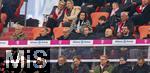 18.10.2025, Fussball Bundesliga 2025/2026, 7.Spieltag, FC Bayern Mnchen - Borussia Dortmund, in der Allianz-Arena Mnchen, Vereinsfhrung der Dortmunder frustriert in der ersten Reihe der Ehrentribne. Geschftsfhrer Hans-Joachim Watzke (Borussia Dortmund), Geschftsfhrer Carsten Cramer, Lars Ricken, Matthias Sammer  