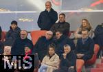 18.10.2025, Fussball Bundesliga 2025/2026, 7.Spieltag, FC Bayern Mnchen - Borussia Dortmund, in der Allianz-Arena Mnchen, Vereinsfhrung FC Bayern, Ex-Vorstandsvorsitzender Karl-Heinz Rummenigge (FC Bayern Mnchen), Ehren-Prsident Uli Hoene (FC Bayern Mnchen, Hoeness), Sportvorstand Max Eberl (Bayern Mnchen), Vorstandsvorsitzender Jan-Christian Dreesen (FC Bayern Mnchen), Prsident Herbert Hainer (FC Bayern). 