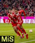 18.10.2025, Fussball Bundesliga 2025/2026, 7.Spieltag, FC Bayern Mnchen - Borussia Dortmund, in der Allianz-Arena Mnchen, Torjubel, Aleksandar Pavlovic (Bayern Mnchen) , Michael Olise (FC Bayern Mnchen) 