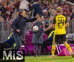 18.10.2025, Fussball Bundesliga 2025/2026, 7.Spieltag, FC Bayern Mnchen - Borussia Dortmund, in der Allianz-Arena Mnchen, Trainer Niko Kovac (Borussia Dortmund) in Rage an der Seitenlinie.