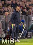 18.10.2025, Fussball Bundesliga 2025/2026, 7.Spieltag, FC Bayern Mnchen - Borussia Dortmund, in der Allianz-Arena Mnchen, Trainer Niko Kovac (Borussia Dortmund) in Rage an der Seitenlinie. 