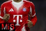 18.10.2025, Fussball Bundesliga 2025/2026, 7.Spieltag, FC Bayern Mnchen - Borussia Dortmund, in der Allianz-Arena Mnchen, Michael Olise (FC Bayern Mnchen) Trikot mit dem FCB Vereinslogo und Telekom T als Trikotsponsor.
