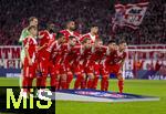 22.10.2025,  Fussball UEFA Championsleague 2025/2026: Vorrunde 3.Spieltag, FC Bayern München - Club Brügge, in der Allianz-Arena München. Mannschaftsfoto, Torwart Manuel Neuer (FC Bayern München), Dayot Upamecano (FC Bayern München), Jonathan Tah (FC Bayern München), Joshua Kimmich (FC Bayern München), Harry Kane (FC Bayern München), Luis Diaz (FC Bayern München), Michael Olise (FC Bayern München), Raphael Guerreiro (FC Bayern München), Konrad Laimer (FC Bayern München), Lennart Karl (FC Bayern München), Aleksandar Pavlovic (Bayern München)