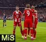 22.10.2025,  Fussball UEFA Championsleague 2025/2026: Vorrunde 3.Spieltag, FC Bayern München - Club Brügge, in der Allianz-Arena München. Torjubel, Aleksandar Pavlovic (Bayern München) , Harry Kane (FC Bayern München), Konrad Laimer (FC Bayern München)