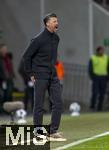 28.10.2025, Fussball DFB-Pokal 2025/2026, 2.Runde, FC Augsburg - VfL Bochum, in der WWK-Arena Augsburg. Trainer Sandro Wagner (FC Augsburg) an der Seitenlinie.