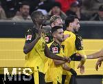 31.10.2025, Fussball 1. Bundesliga 2025/2026, 9.Spieltag, FC Augsburg - Borussia Dortmund, in der WWK-Arena Augsburg. v.l. Serhou Yadaly Guirassy (Borussia Dortmund) jubelt