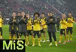 31.10.2025, Fussball 1. Bundesliga 2025/2026, 9.Spieltag, FC Augsburg - Borussia Dortmund, in der WWK-Arena Augsburg. Die Dortmunder Spieler jubeln.
 

