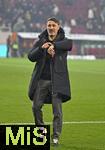31.10.2025, Fussball 1. Bundesliga 2025/2026, 9.Spieltag, FC Augsburg - Borussia Dortmund, in der WWK-Arena Augsburg. Trainer Niko Kovac (Borussia Dortmund) die Zeit luft.
 

