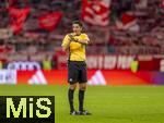 01.11.2025, Fussball Bundesliga 2025/2026, 9.Spieltag, FC Bayern Mnchen - Bayer Leverkusen, in der Allianz-Arena Mnchen, Schiedsrichter Deniz Aytekin pfeift