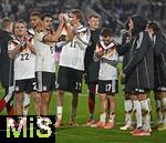 14.11.2025, Fussball WM-Qualifikation Europa 2025/26, 9.Spieltag,  Luxemburg - Deutschland, im Stade de Luxembourg (Croix de Gasperich, Luxemburg) v.l. David Raum (Deutschland), Aleksandar Pavlovic (Deutschland), Nick Woltemade (Deutschland), Alexander Nbel (Deutschland) , Florian Wirtz (Deutschland) und Leon Goretzka (Deutschland) jubeln zum Schluss