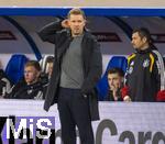 14.11.2025, Fussball WM-Qualifikation Europa 2025/26, 9.Spieltag,  Luxemburg - Deutschland, im Stade de Luxembourg (Croix de Gasperich, Luxemburg), Trainer Julian Nagelsmann (Deutschland) nachdenklich 