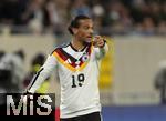 14.11.2025, Fussball WM-Qualifikation Europa 2025/26, 9.Spieltag,  Luxemburg - Deutschland, im Stade de Luxembourg (Croix de Gasperich, Luxemburg), Leroy Sane (Deutschland) gibt Anweisungen, zeigt, gestikuliert, gibt Kommandos, Anweisungen, gibt Anweisungen, zeigend, gestikulierend,  