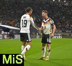 17.11.2025, Fussball WM-Qualifikation Europa 2025/26, 10.Spieltag,  Deutschland - Slowakei, in der Red-Bull-Arena Leipzig (Deutschland). v.l. Leroy Sane (Deutschland) und Joshua Kimmich (Deutschland) jubeln