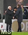 17.11.2025, Fussball WM-Qualifikation Europa 2025/26, 10.Spieltag,  Deutschland - Slowakei, in der Red-Bull-Arena Leipzig (Deutschland). Rudi Vller (Deutschland) gratuliert National-Trainer Julian Nagelsmann (Deutschland) 