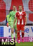 22.11.2025, Fussball Bundesliga 2025/2026, 11.Spieltag, FC Bayern Mnchen - SC Freiburg, in der Allianz-Arena Mnchen,  Die Bayern Spieler sind enttuscht. v.l.ATorwart Manuel Neuer (FC Bayern Mnchen) und Harry Kane (FC Bayern Mnchen) 



