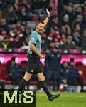 22.11.2025, Fussball Bundesliga 2025/2026, 11.Spieltag, FC Bayern Mnchen - SC Freiburg, in der Allianz-Arena Mnchen,  Schiedsrichter Sven Jablonski (Deutschland)


