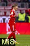22.11.2025, Fussball Bundesliga 2025/2026, 11.Spieltag, FC Bayern Mnchen - SC Freiburg, in der Allianz-Arena Mnchen,  Lennart Karl (FC Bayern Mnchen) unzufrieden,