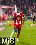22.11.2025, Fussball Bundesliga 2025/2026, 11.Spieltag, FC Bayern Mnchen - SC Freiburg, in der Allianz-Arena Mnchen,  Torjubel Dayot Upamecano (li, FC Bayern Mnchen),