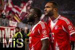 22.11.2025, Fussball Bundesliga 2025/2026, 11.Spieltag, FC Bayern Mnchen - SC Freiburg, in der Allianz-Arena Mnchen, Torjubel Dayot Upamecano (FC Bayern Mnchen) mit Jonathan Tah (re, FC Bayern Mnchen) 