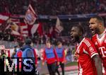 22.11.2025, Fussball Bundesliga 2025/2026, 11.Spieltag, FC Bayern Mnchen - SC Freiburg, in der Allianz-Arena Mnchen, Torjubel Dayot Upamecano (FC Bayern Mnchen) mit Jonathan Tah (re, FC Bayern Mnchen) 