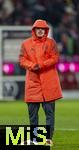 22.11.2025, Fussball Bundesliga 2025/2026, 11.Spieltag, FC Bayern Mnchen - SC Freiburg, in der Allianz-Arena Mnchen, Lennart Karl (FC Bayern Mnchen) nach dem Spiel 