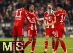 22.11.2025, Fussball Bundesliga 2025/2026, 11.Spieltag, FC Bayern Mnchen - SC Freiburg, in der Allianz-Arena Mnchen, Torjubel, v.li: Nicolas Jackson (FC Bayern Mnchen), Michael Olise (FC Bayern Mnchen), Josip Stanisic (Bayern Mnchen), Luis Diaz (FC Bayern Mnchen) 