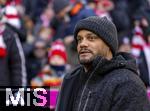 22.11.2025, Fussball Bundesliga 2025/2026, 11.Spieltag, FC Bayern Mnchen - SC Freiburg, in der Allianz-Arena Mnchen, Trainer Vincent Kompany (FC Bayern Mnchen) nachdenklich 