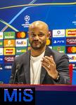 25.11.2025,  Fussball UEFA Championsleague 2025/2026: Pressekonferenz des FC Bayern Mnchen am Tag vor dem Spiel FC Arsenal - FC Bayern Mnchen, im Emirates-Stadion London (England).  Trainer Vincent Kompany (FC Bayern Mnchen) stellt sich den Fagen der Journalisten
  


