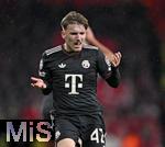 26.11.2025,  Fussball UEFA Championsleague 2025/2026: Vorrunde 5.Spieltag, FC Arsenal - FC Bayern Mnchen, im Emirates-Stadion London (England) 
  Lennart Karl (FC Bayern Mnchen) regt sich auf

