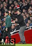 26.11.2025,  Fussball UEFA Championsleague 2025/2026: Vorrunde 5.Spieltag, FC Arsenal - FC Bayern Mnchen, im Emirates-Stadion London (England) Trainer Mikel Arteta (FC Arsenal) gestikuliert.
  

