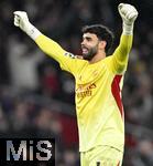 26.11.2025,  Fussball UEFA Championsleague 2025/2026: Vorrunde 5.Spieltag, FC Arsenal - FC Bayern Mnchen, im Emirates-Stadion London (England) Torwart David Raya (FC Arsenal) jubelt.
  

