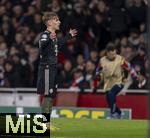 26.11.2025,  Fussball UEFA Championsleague 2025/2026: Vorrunde 5.Spieltag, FC Arsenal - FC Bayern Mnchen, im Emirates-Stadion London (England), Lennart Karl (FC Bayern Mnchen) jubelt..