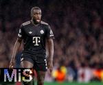 26.11.2025,  Fussball UEFA Championsleague 2025/2026: Vorrunde 5.Spieltag, FC Arsenal - FC Bayern M�nchen, im Emirates-Stadion London (England), Dayot Upamecano (FC Bayern M�nchen) am Ball 