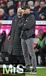 29.11.2025, Fussball Bundesliga 2025/2026, 12.Spieltag, FC Bayern Mnchen - FC St. Pauli, in der Allianz-Arena Mnchen,  Trainer Alexander Blessin (FC St. Pauli) und sein Co-Trainer Peter Nemeth (FC St.Pauli).


