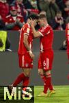 29.11.2025, Fussball Bundesliga 2025/2026, 12.Spieltag, FC Bayern Mnchen - FC St. Pauli, in der Allianz-Arena Mnchen, Torjubel von links:  Luis Diaz (FC Bayern Mnchen) und Joshua Kimmich (FC Bayern Mnchen), 