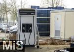 02.12.2025, Unterallgu, Therme Bad Wrishofen, feierliche Erffnung der neuen Photovoltaik-Parkplatzberdachung mit hochmodernem Energiemanagementsystem. Das Thermenparadies beginnt damit eine neue ra ihrer Stromversorgung um umweltfreundlich Energiekosten zu optimieren. Hier auch eine Schnelladesule fr E-Autos. 
