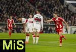 06.12.2025, Fussball Bundesliga 2025/2026, 13.Spieltag, VfB Stuttgart - FC Bayern M�nchen, in der MHP-Arena Stuttgart, Josip Stanisic (Bayern M�nchen) Torjubel 