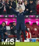 14.12.2025, Fussball Bundesliga 2025/2026, 14.Spieltag, FC Bayern M�nchen - 1.FSV Mainz 05, in der Allianz-Arena M�nchen, Trainer Urs Fischer (FSV Mainz) unzufrieden.