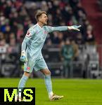 14.12.2025, Fussball Bundesliga 2025/2026, 14.Spieltag, FC Bayern M�nchen - 1.FSV Mainz 05, in der Allianz-Arena M�nchen, Torwart Daniel Batz (FSV Mainz) gibt Anweisungen.