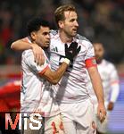 21.12.2025, Fussball Bundesliga 2025/2026, 15. Spieltag, 1. FC Heidenheim 1846 - FC Bayern M�nchen, in der Voith-Arena Heidenheim. Jubel (L-R) Torsch�tze Luis Diaz (Bayern M�nchen) und Harry Kane (Bayern M�nchen) zum Tor zum 0:3