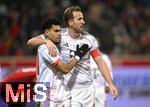 21.12.2025, Fussball Bundesliga 2025/2026, 15. Spieltag, 1. FC Heidenheim 1846 - FC Bayern M�nchen, in der Voith-Arena Heidenheim. Jubel (L-R) Torsch�tze Luis Diaz (Bayern M�nchen) und Harry Kane (Bayern M�nchen) zum Tor zum 0:3