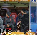 21.12.2025, Fussball Bundesliga 2025/2026, 15.Spieltag, 1.FC Heidenheim - FC Bayern M�nchen, in der Voith-Arena Heidenheim. Joshua Kimmich (FC Bayern M�nchen) auf der Ersatzbank wegen einer Verletzung.