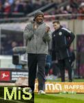 21.12.2025, Fussball Bundesliga 2025/2026, 15.Spieltag, 1.FC Heidenheim - FC Bayern M�nchen, in der Voith-Arena Heidenheim. Trainer Vincent Kompany (FC Bayern M�nchen) gut gelaunt nach einem Tor der Bayern.